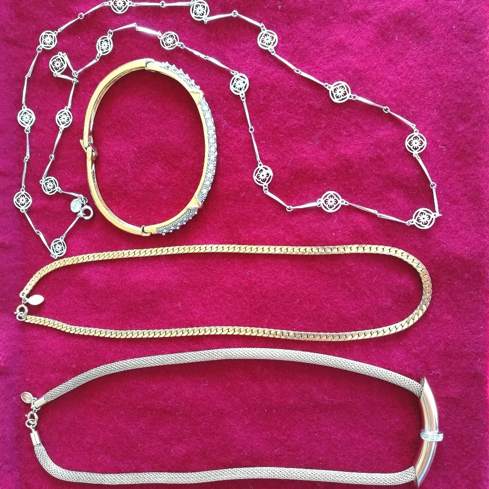 Vintage Avon Necklaces &Bracelet (Lot)